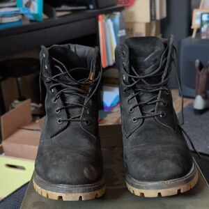 Timberland Black Boots Classic Style